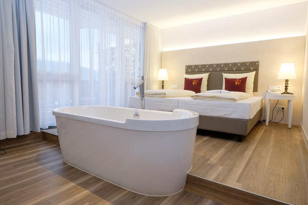 Hotel Baeren Titisee Экстерьер фото