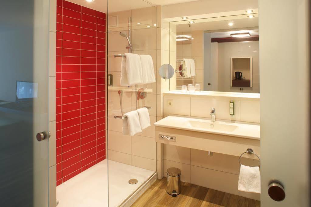 Hotel Baeren Titisee Экстерьер фото
