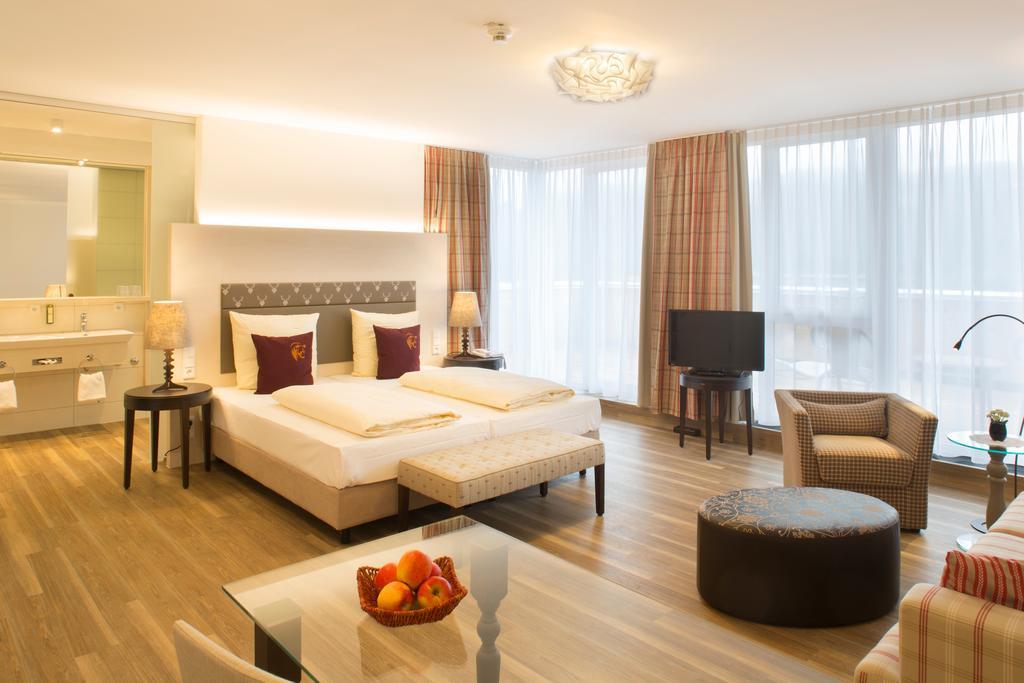 Hotel Baeren Titisee Экстерьер фото